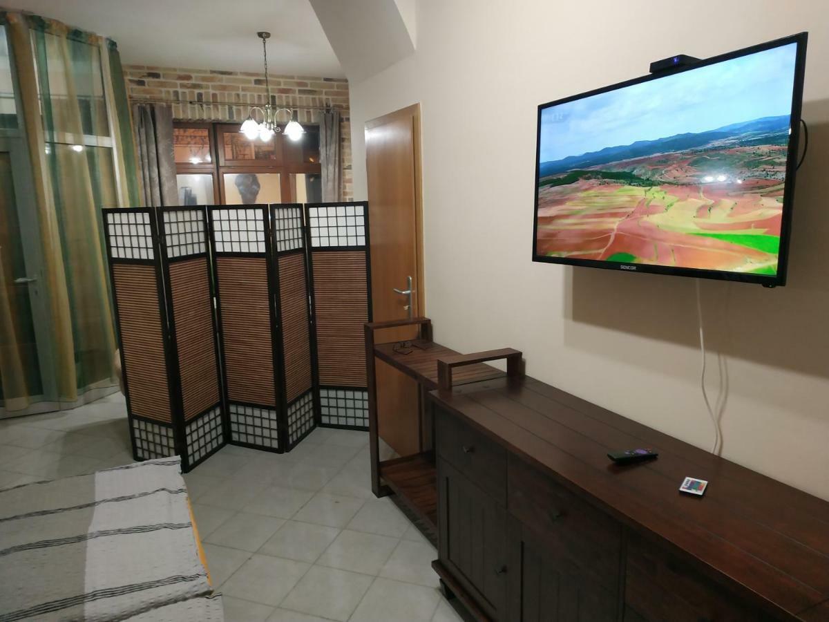 Apartman Holandska 120 Beroun بيرون المظهر الخارجي الصورة